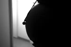ventre detail femme enceinte